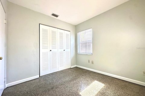 Villa ou maison à louer à Gulfport, Floride: 2 chambres, 81.38 m2 № 2113849 - photo 17