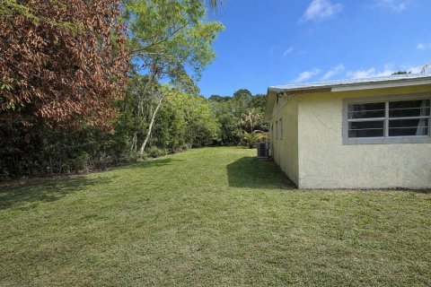 House in St. Lucie, Florida 3 bedrooms, 131.64 sq.m. № 2146732 - photo 6