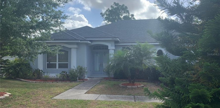 House in Lakeland, Florida 4 bedrooms, 214.98 sq.m. № 1618840