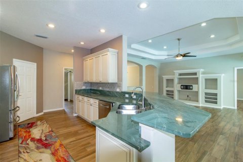 House in Lakeland, Florida 4 bedrooms, 214.98 sq.m. № 1618840 - photo 13