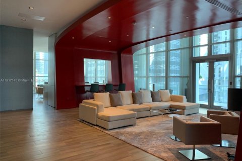 Condominio en alquiler en Miami, Florida, 2 dormitorios, 108.42 m2 № 1984207 - foto 21
