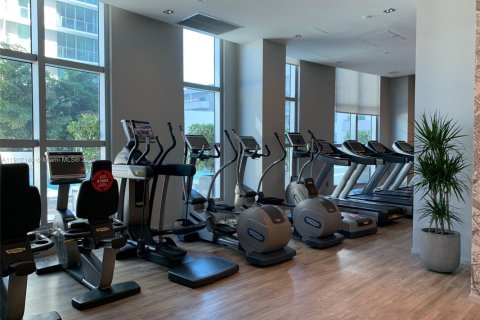 Condominio en alquiler en Miami, Florida, 2 dormitorios, 108.42 m2 № 1984207 - foto 26