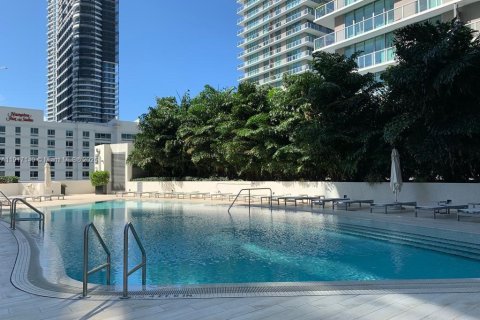 Condominio en alquiler en Miami, Florida, 2 dormitorios, 108.42 m2 № 1984207 - foto 15