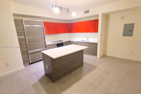 Condominio en alquiler en Miami, Florida, 2 dormitorios, 108.42 m2 № 1984207 - foto 5