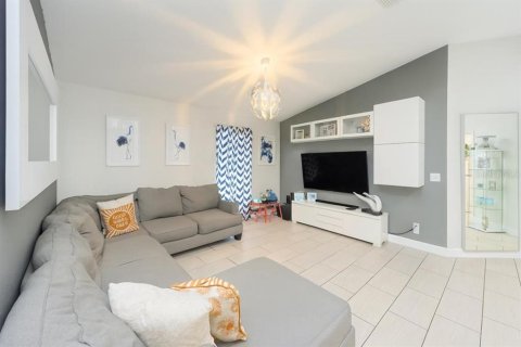 Villa ou maison à vendre à Deltona, Floride: 3 chambres, 140 m2 № 1915045 - photo 24