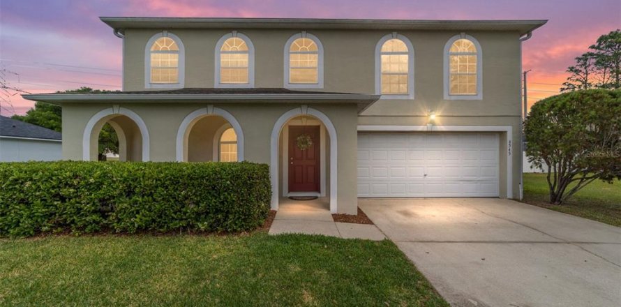 Casa en Ocala, Florida 4 dormitorios, 279.64 m2 № 1619326