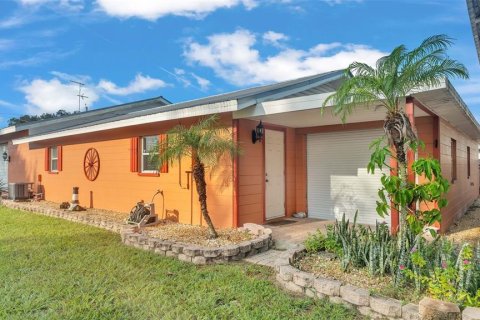 Casa en venta en Lakeland, Florida, 2 dormitorios, 111.48 m2 № 1392837 - foto 14