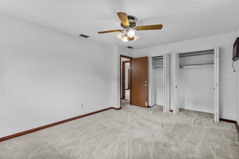 House in Mount Dora, Florida 3 bedrooms, 169.27 sq.m. № 1898938 - photo 18