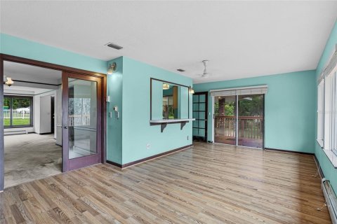 House in Mount Dora, Florida 3 bedrooms, 169.27 sq.m. № 1898938 - photo 9