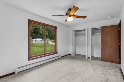 House in Mount Dora, Florida 3 bedrooms, 169.27 sq.m. № 1898938 - photo 20