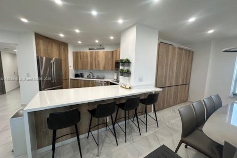 Condo in Aventura, Florida, 3 bedrooms  № 1955310 - photo 9