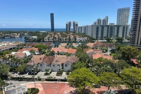 Condo in Aventura, Florida, 3 bedrooms  № 1955310 - photo 18