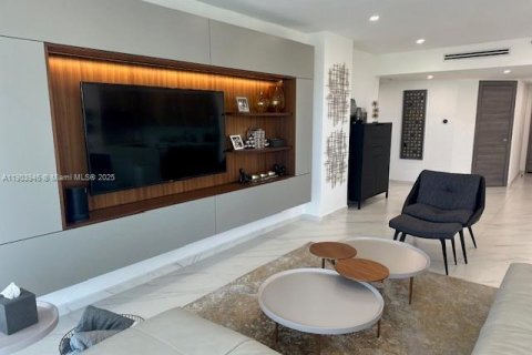 Condo in Aventura, Florida, 3 bedrooms  № 1955310 - photo 13
