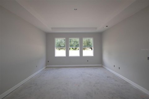 House in Apopka, Florida 5 bedrooms, 369.57 sq.m. № 1906979 - photo 3