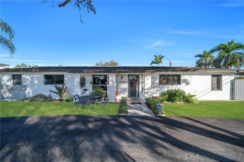 Casa en venta en Homestead, Florida, 4 dormitorios, 119.84 m2 № 2000492 - foto 5