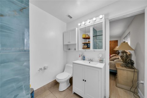 Casa en venta en Homestead, Florida, 4 dormitorios, 119.84 m2 № 2000492 - foto 26