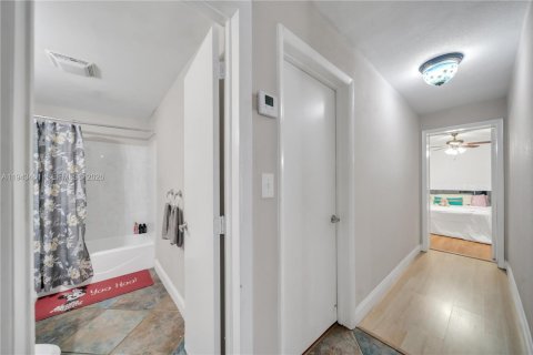 Casa en venta en Homestead, Florida, 4 dormitorios, 119.84 m2 № 2000492 - foto 30