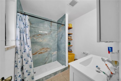 Casa en venta en Homestead, Florida, 4 dormitorios, 119.84 m2 № 2000492 - foto 25