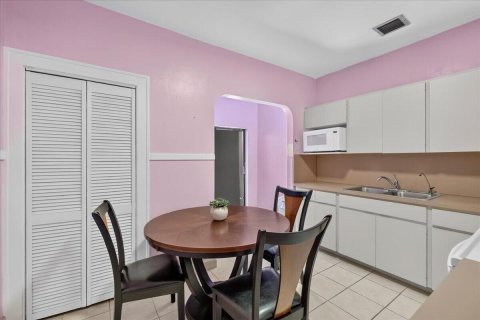 Villa ou maison à vendre à Miami, Floride: 3 chambres, 166.3 m2 № 2431302 - photo 7