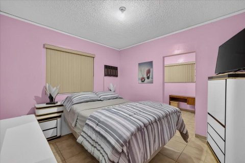 Villa ou maison à vendre à Miami, Floride: 3 chambres, 166.3 m2 № 2431302 - photo 8