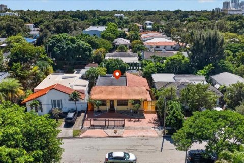 Villa ou maison à vendre à Miami, Floride: 3 chambres, 166.3 m2 № 2431302 - photo 21