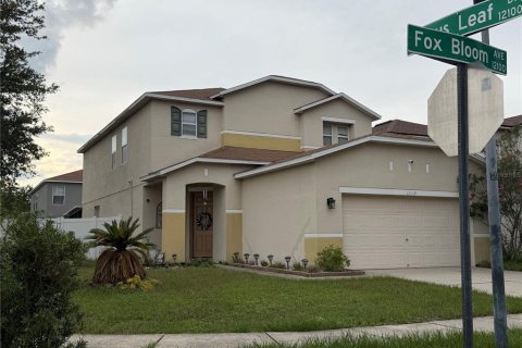 House in Gibsonton, Florida 3 bedrooms, 235.97 sq.m. № 2207134