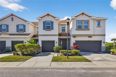 Adosado en Tampa, Florida 3 dormitorios, 168.71 m2 № 2093603