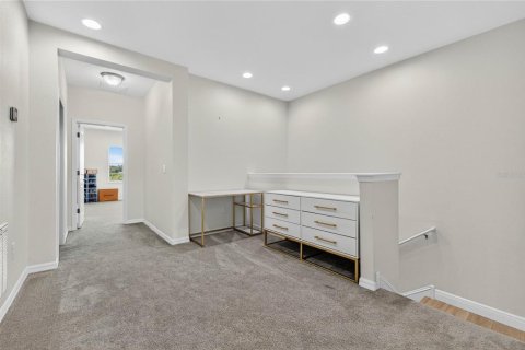 Townhouse in Tampa, Florida 3 bedrooms, 168.71 sq.m. № 2093603 - photo 20