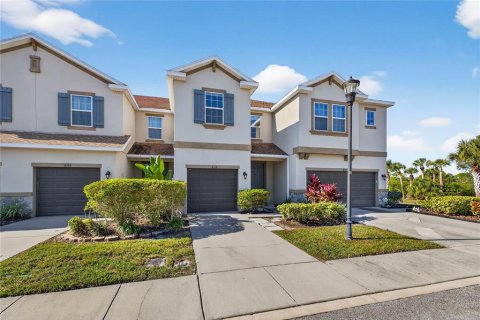 Townhouse in Tampa, Florida 3 bedrooms, 168.71 sq.m. № 2093603 - photo 2