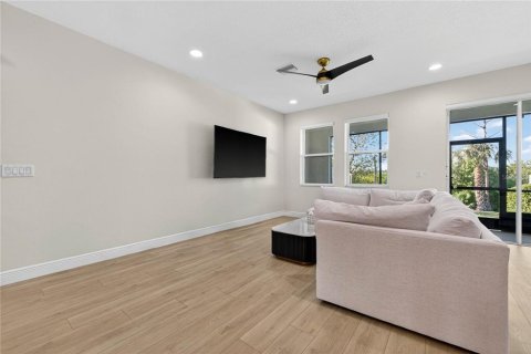 Townhouse in Tampa, Florida 3 bedrooms, 168.71 sq.m. № 2093603 - photo 7