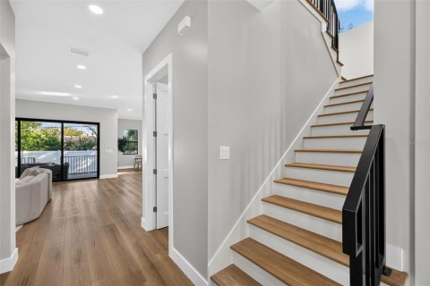 Villa ou maison à vendre à Tampa, Floride: 5 chambres, 332.96 m2 № 2430728 - photo 6