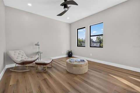 Villa ou maison à vendre à Tampa, Floride: 5 chambres, 332.96 m2 № 2430728 - photo 28