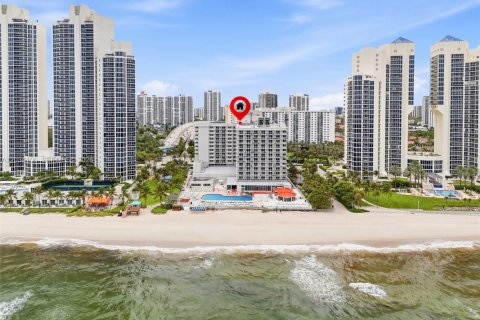 Apartment in Sunny Isles Beach, Florida 1 bedroom, 33.44 sq.m. № 2084036 - photo 4