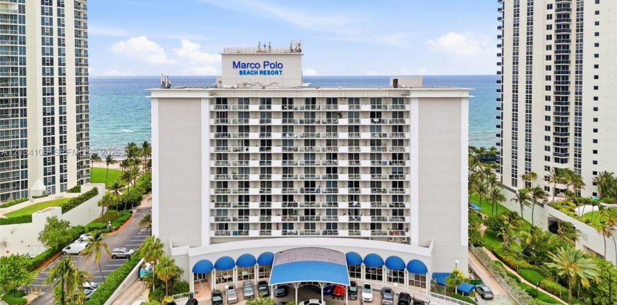 Apartment in Sunny Isles Beach, Florida 1 bedroom, 33.44 sq.m. № 2084036