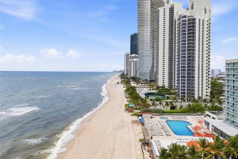 Apartment in Sunny Isles Beach, Florida 1 bedroom, 33.44 sq.m. № 2084036 - photo 6