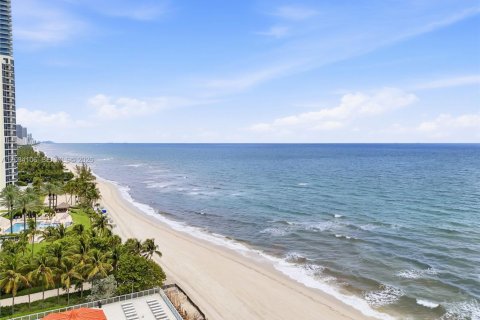 Apartment in Sunny Isles Beach, Florida 1 bedroom, 33.44 sq.m. № 2084036 - photo 10