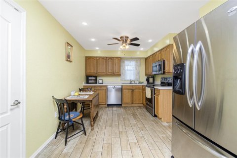 House in Port Charlotte, Florida 2 bedrooms, 85.84 sq.m. № 1826288 - photo 10