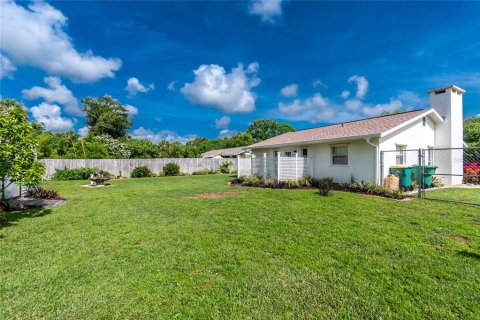 House in Port Charlotte, Florida 2 bedrooms, 85.84 sq.m. № 1826288 - photo 27