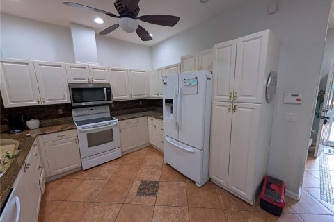 Copropriété à vendre à Bradenton, Floride: 2 chambres, 128.76 m2 № 1827991 - photo 4