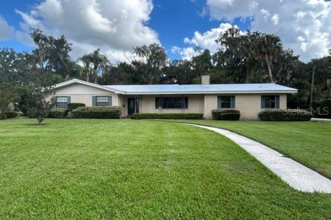 Villa ou maison à Bartow, Floride 3 chambres, 215.81 m2 № 2421871
