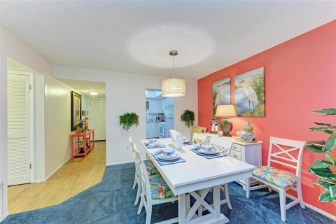 Condo in Bradenton, Florida, 2 bedrooms  № 1733071 - photo 8