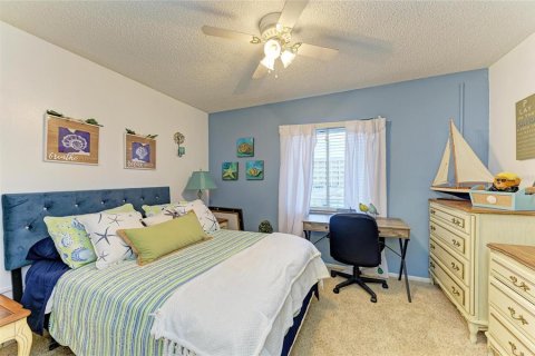 Condo in Bradenton, Florida, 2 bedrooms  № 1733071 - photo 18