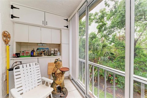 Condo in Bradenton, Florida, 2 bedrooms  № 1733071 - photo 28