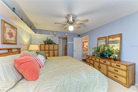 Condo in Bradenton, Florida, 2 bedrooms  № 1733071 - photo 16