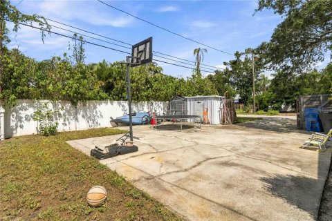 Villa ou maison à vendre à Saint Petersburg, Floride: 3 chambres, 180.32 m2 № 2412632 - photo 26