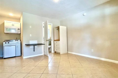 Appartement à louer à Lake Wales, Floride: 20.9 m2 № 2094595 - photo 3