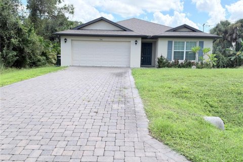 Villa ou maison à North Port, Floride 3 chambres, 142.33 m2 № 2418801