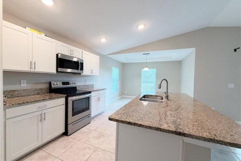 Villa ou maison à vendre à North Port, Floride: 3 chambres, 142.33 m2 № 2418801 - photo 5