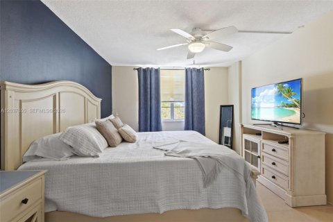Copropriété à louer à Davie, Floride: 2 chambres, 102.19 m2 № 2154275 - photo 13