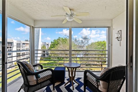 Copropriété à louer à Davie, Floride: 2 chambres, 102.19 m2 № 2154275 - photo 19